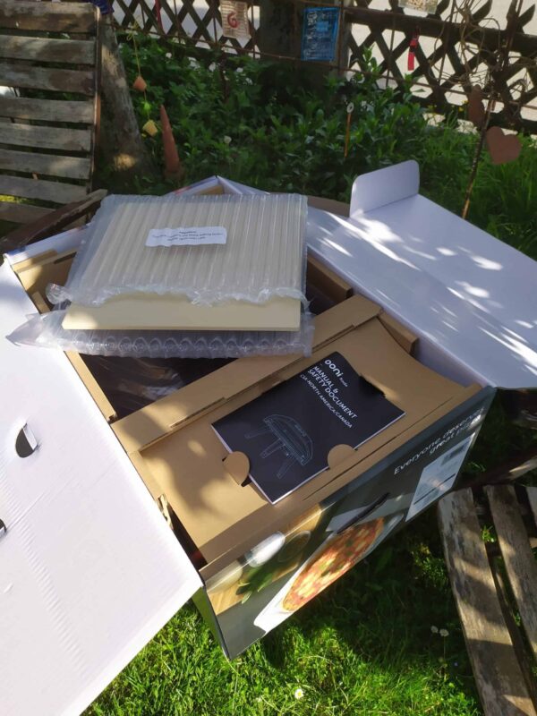 Ooni Koda 12 unboxing