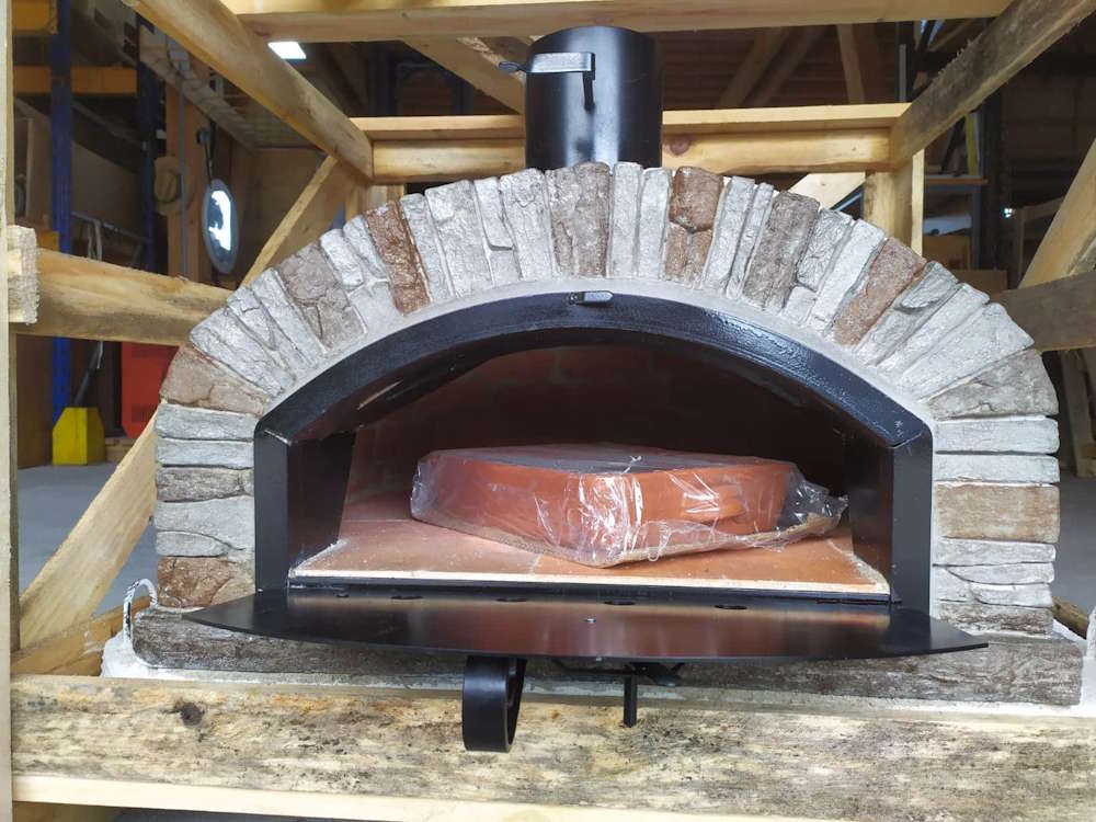 Buenaventura Pizzaofen mit offener Tür
