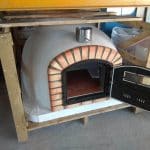 Lisboa AL Steinbackofen auf der Palette mit offener Türe