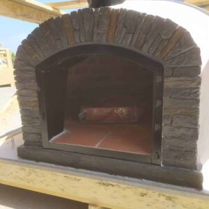 Steinbackofen Ventura von Forno de Pedra mit offener Türe